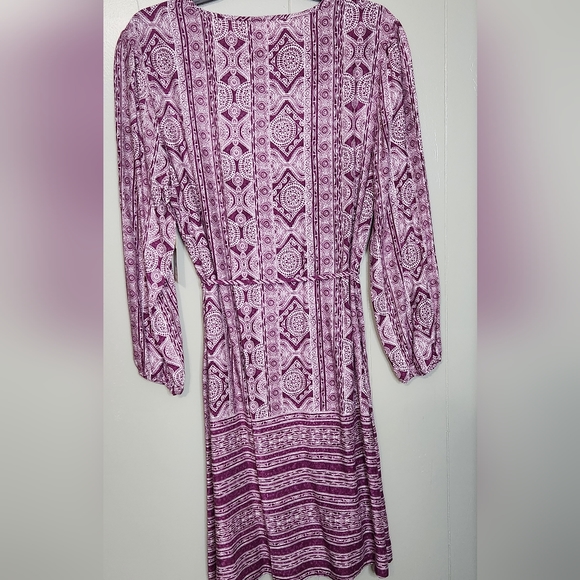 Terra & Sky size 14W Rayon Burgundy and white boho dress tie at waist - Picture 5 of 15